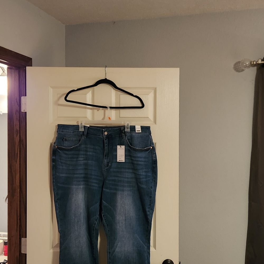 Judy Blues capris